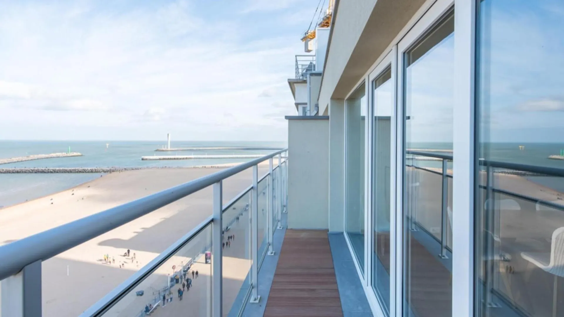 Beautiful Apartment With View Oostende